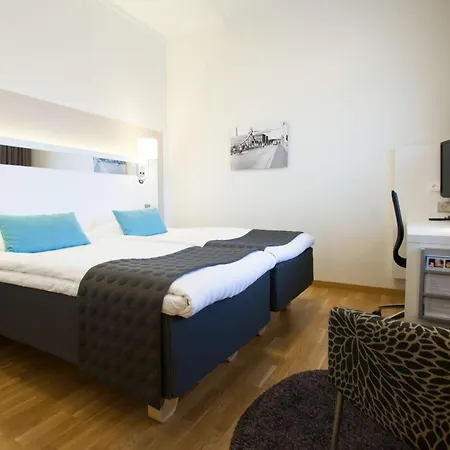 Scandic 4*