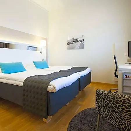 Scandic Hotelli 4*